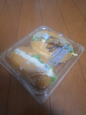 ミニロールツナサラダ&照焼チキン