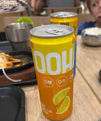 Lemon diet soda