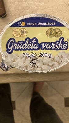 Grūdėta varškė
