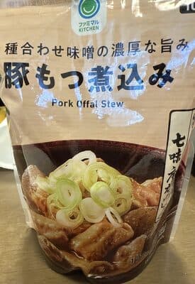 豚モツ煮込み
