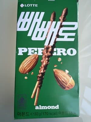 Pepero Almond & Chocolate Flavour