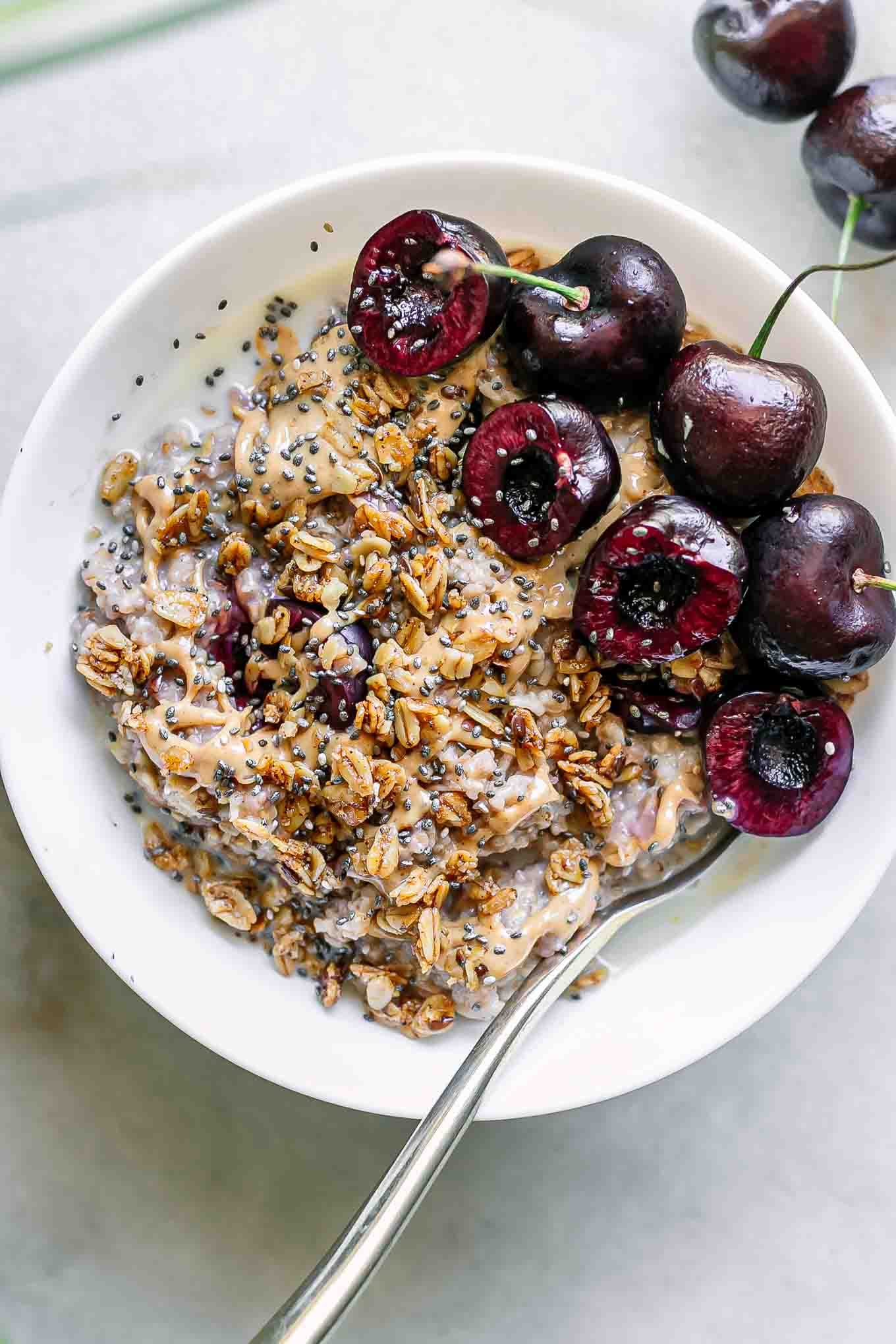 Pear, sour cherry and plum instant oatmeal