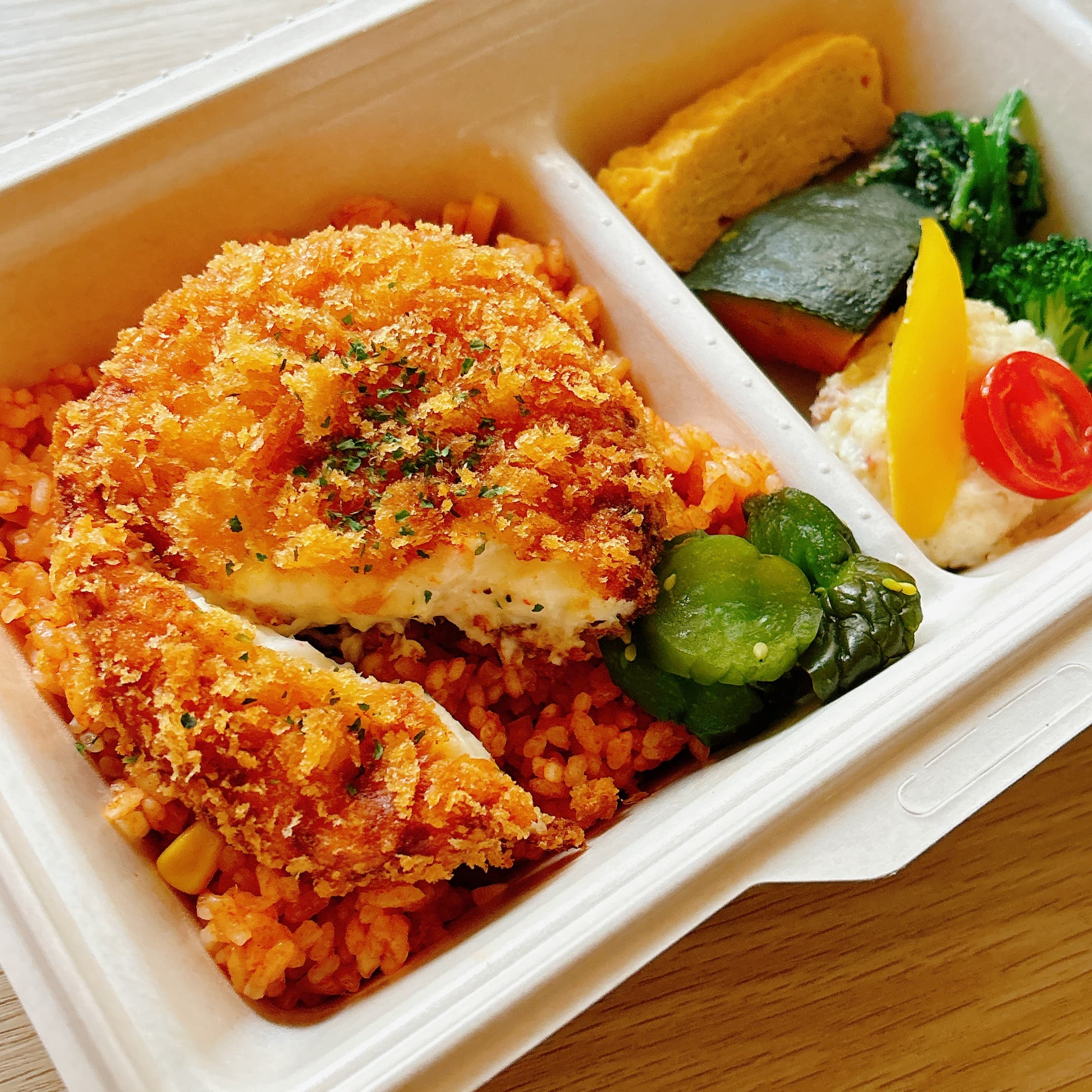 鶏唐揚南蛮&カニクリームコロッケ弁当